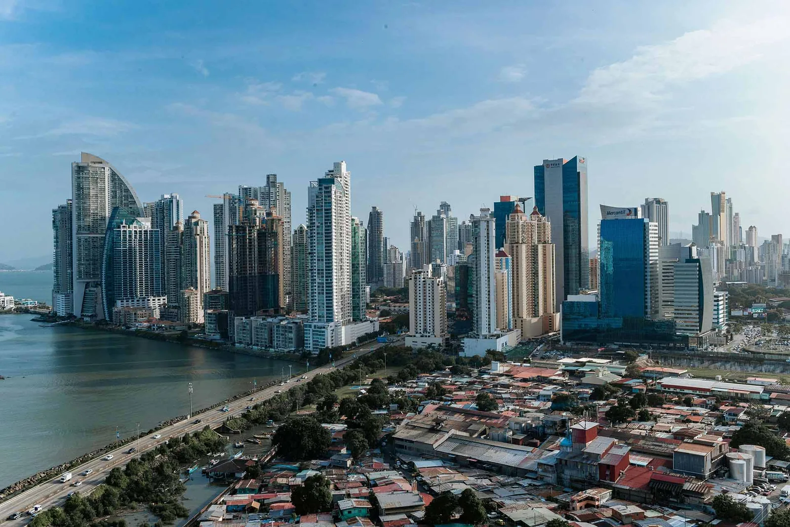 Moving to Panama: Pros & Cons, Requirements, and Process